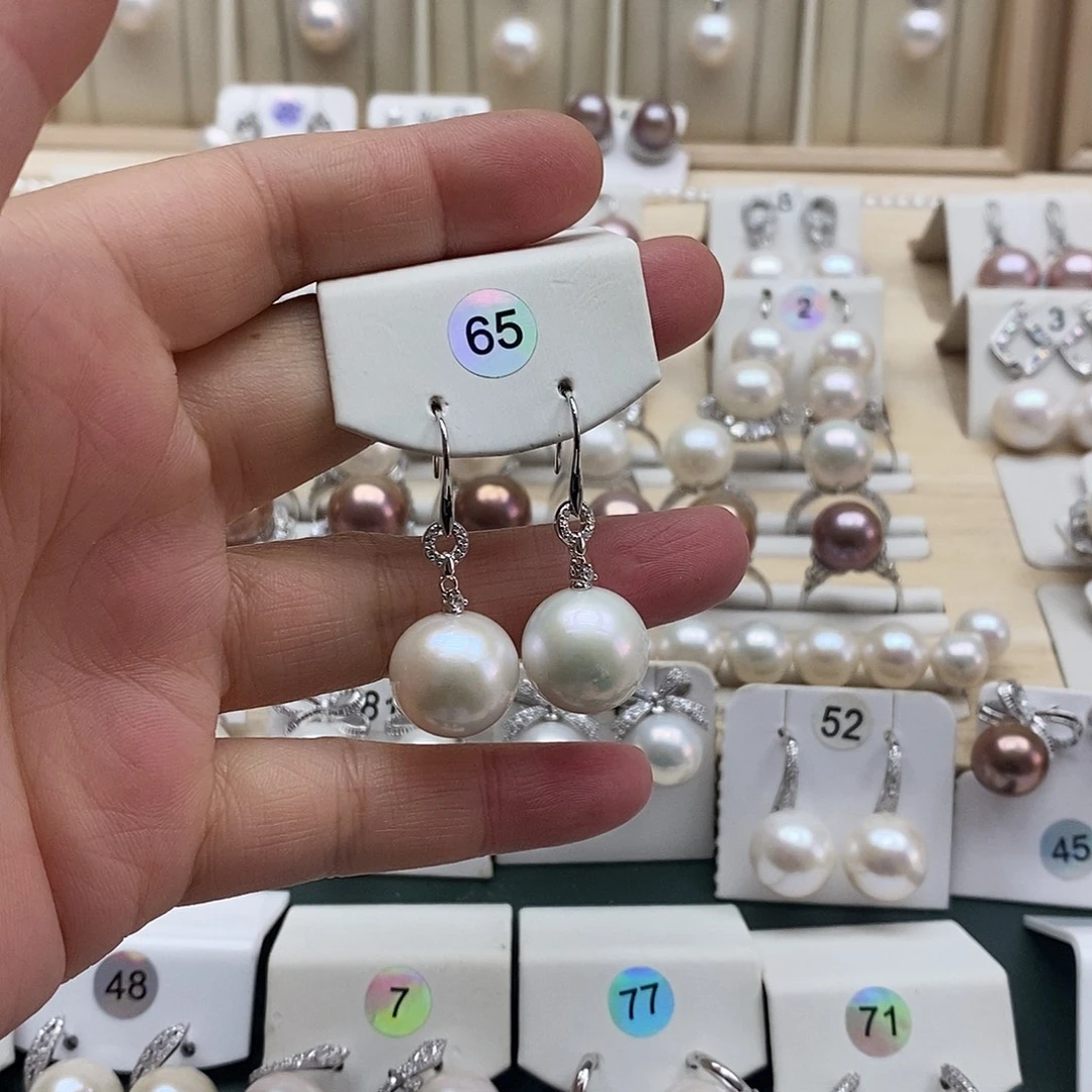 初***晨淡水珍珠银S925镶嵌颈饰