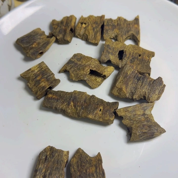 8***言线香乌身圆叶50克，以直播间为准