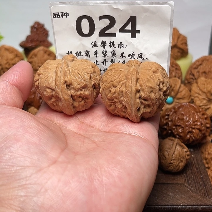 F***_桃核把件福利元宝。肚41。 024