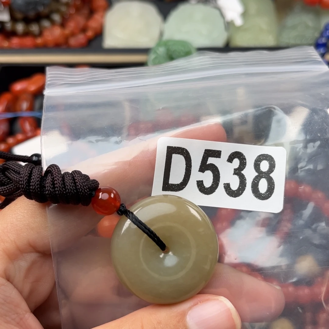 糖***块和田玉未镶嵌珠宝奇石