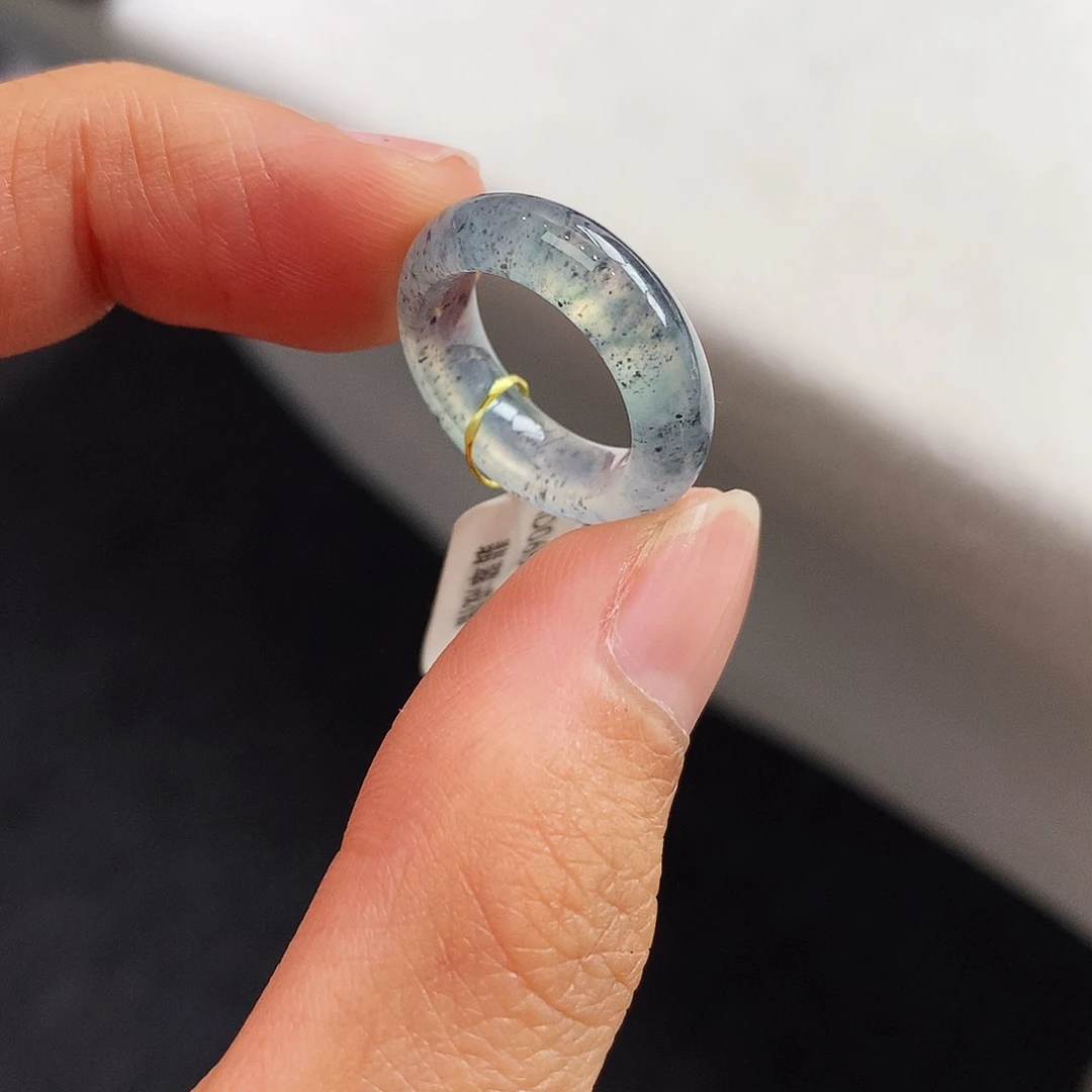 翡翠未镶嵌戒指3号