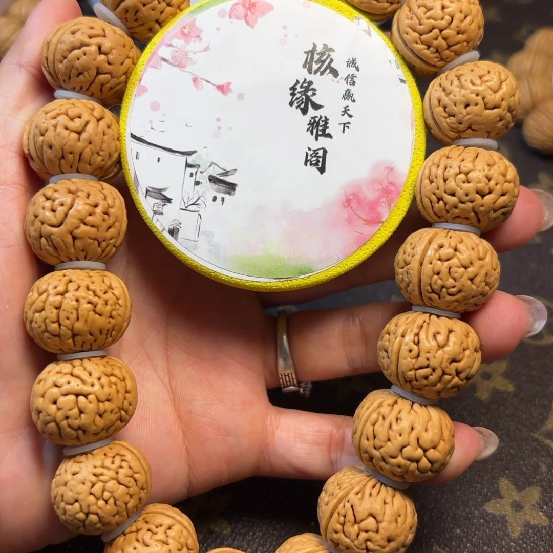 打***脸桃核手串金鱼肚桃核手持