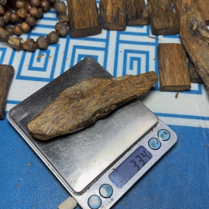 松木上**水手工艺雕塑根雕木方板材33克