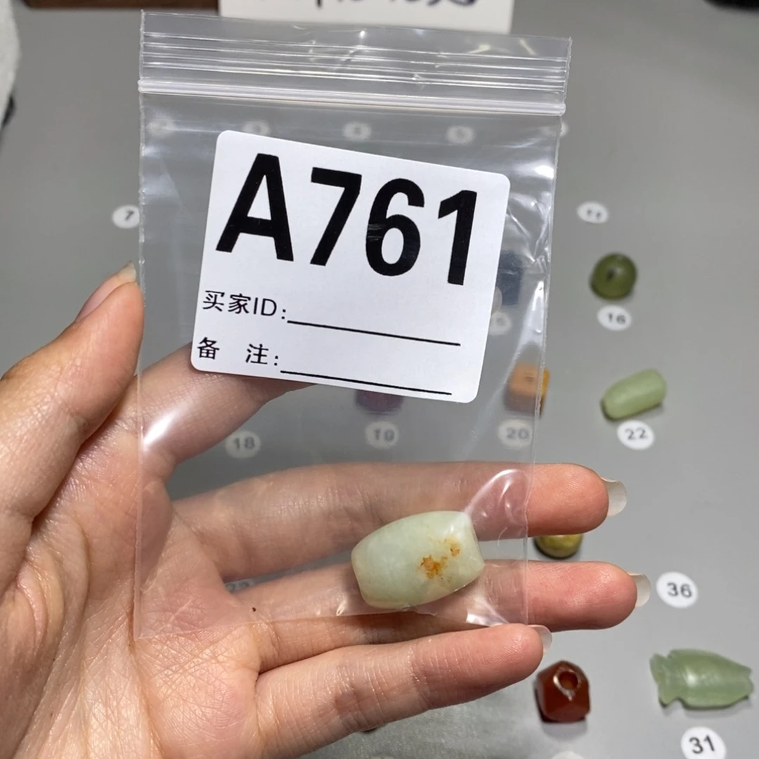 蛇纹石玉合金颈饰满****?