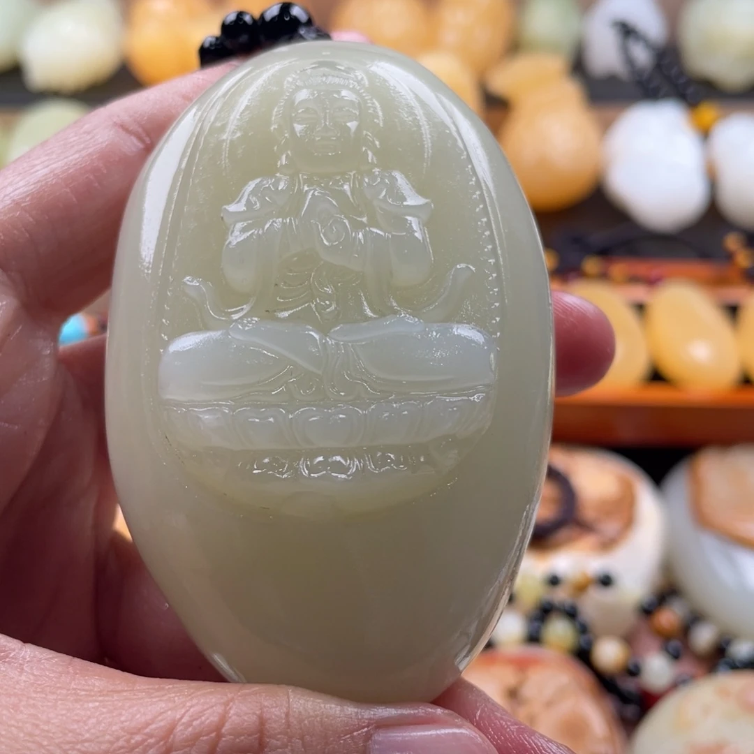 来***缘石材天然古青石手把件