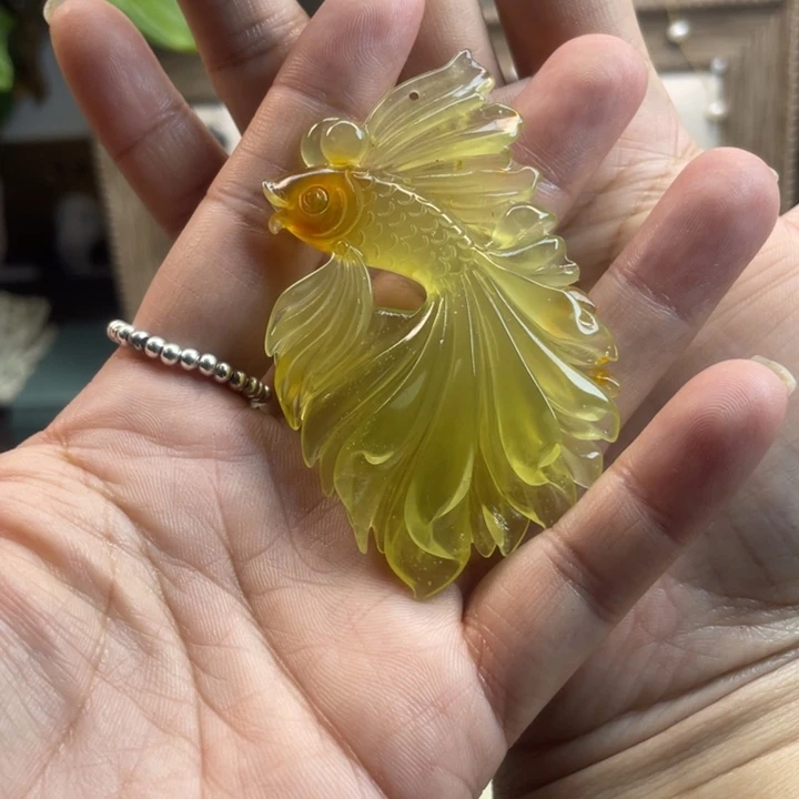 蛇纹石玉未镶嵌吊坠万**意