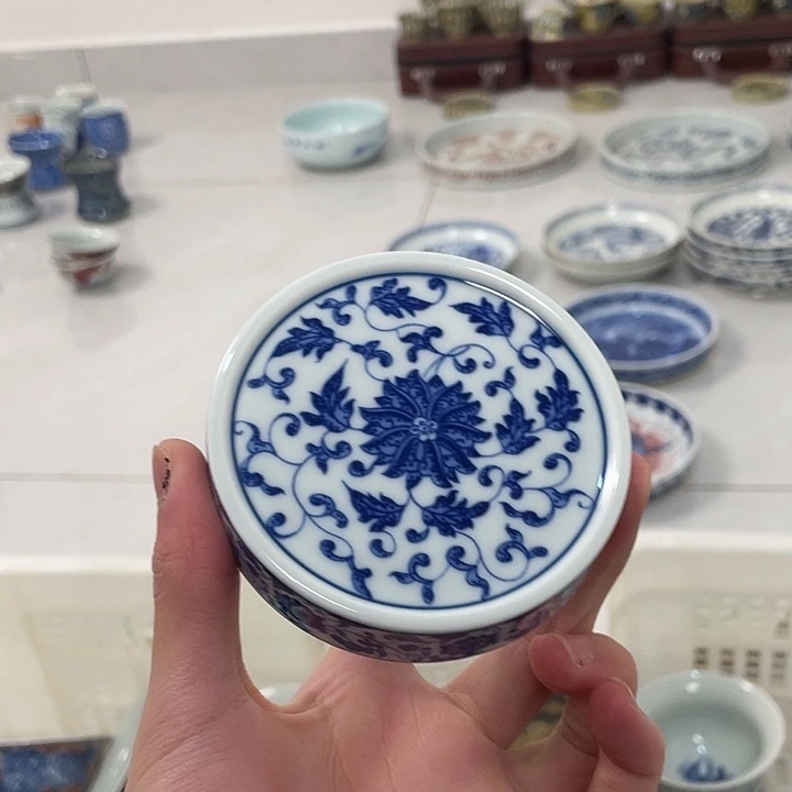 陶摆件景德镇缠枝莲盖置jjj