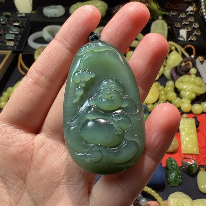 和田玉（碧玉）颈饰未镶嵌