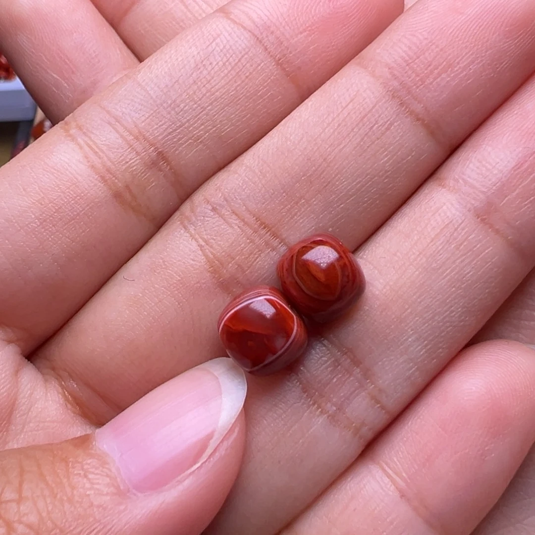 陈***寺南红玛瑙未镶嵌珠宝奇石