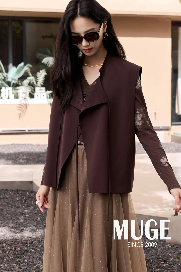 慕歌MUGE/纯欲风复古时尚马甲 521020