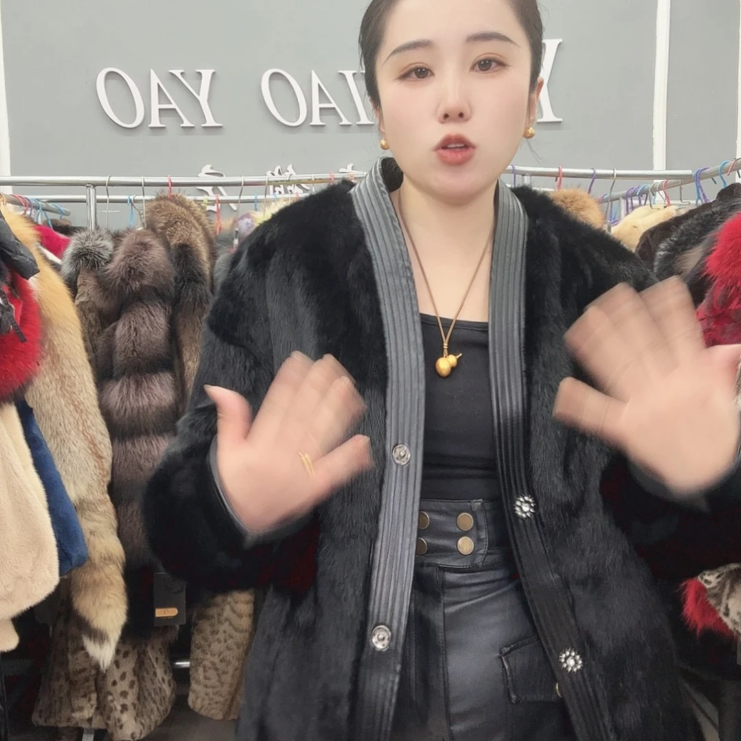 姚小妖家高端皮草