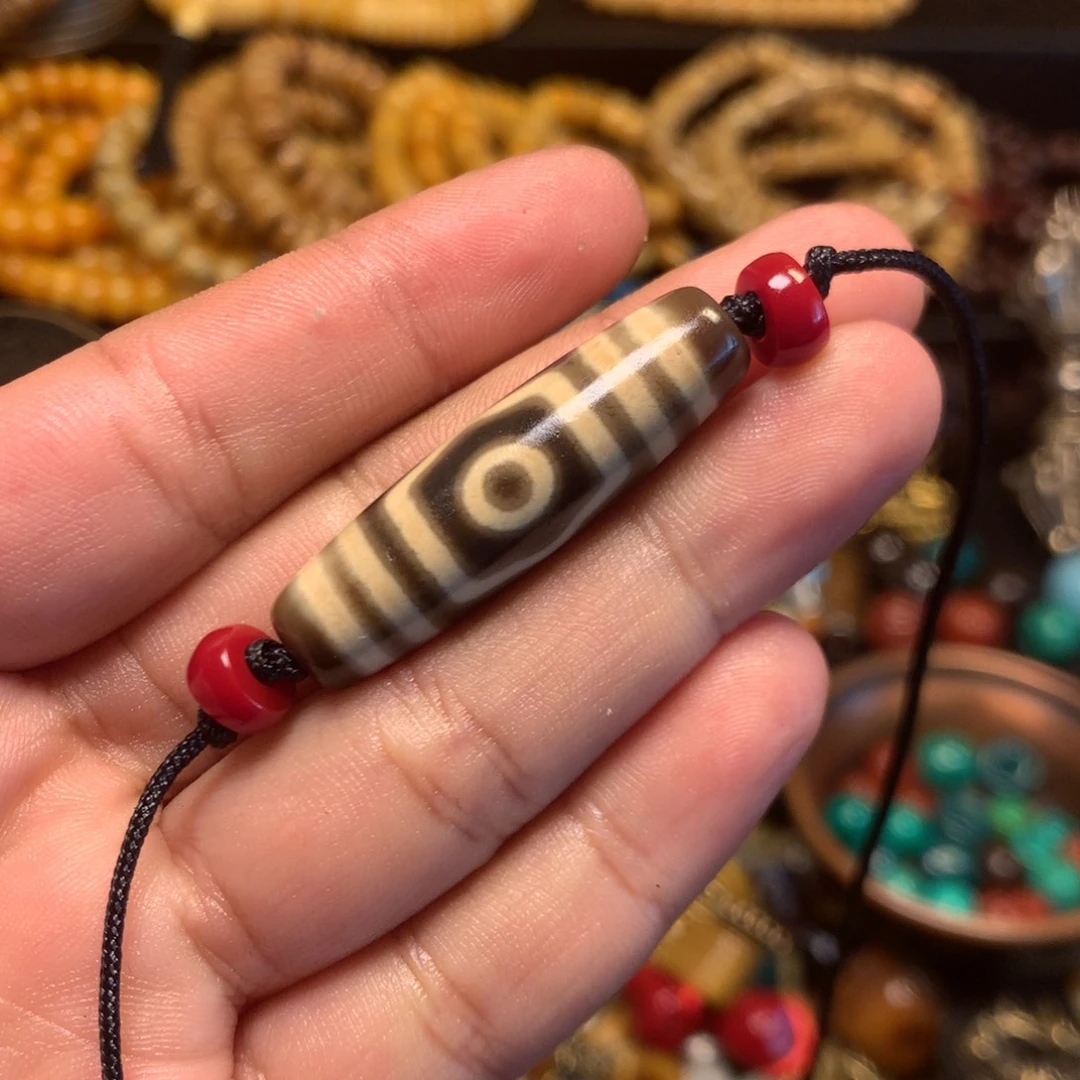 泥塑娘啦擦擦骰子