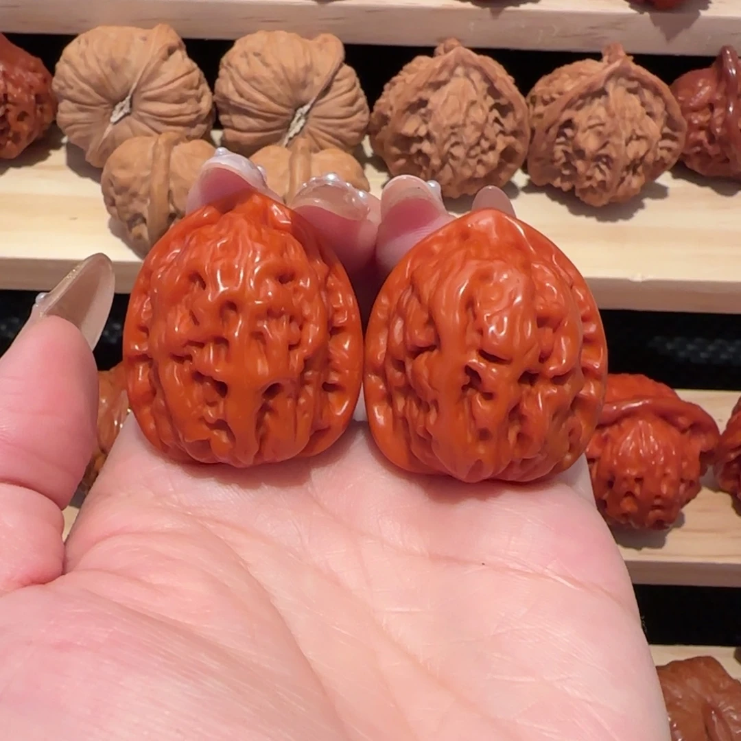 文玩核桃吊坠玉化麦穗虎头32精品2157