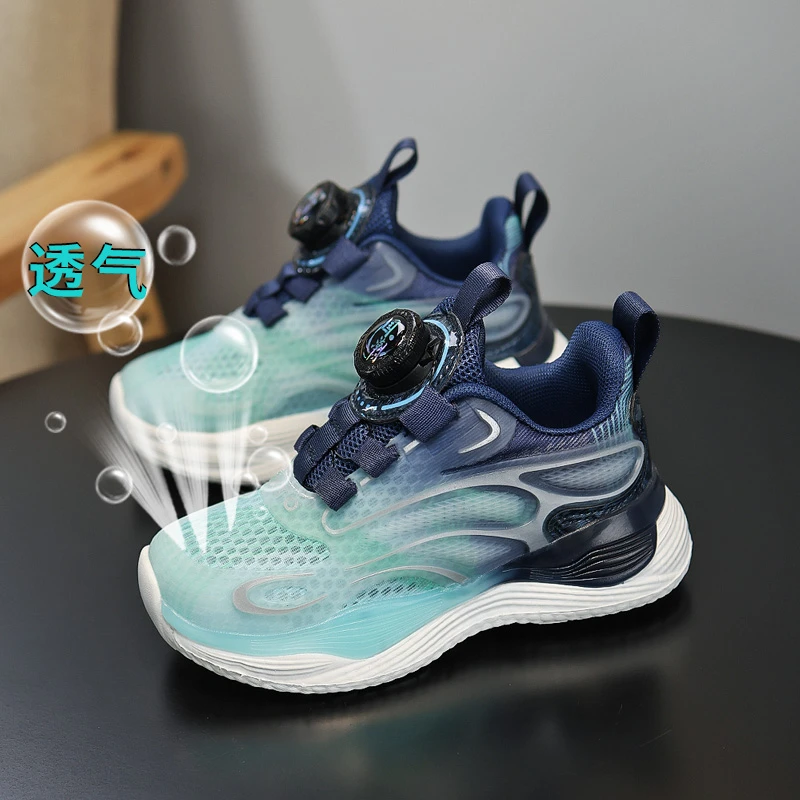 乔丹王断码春秋网面男童运动鞋防滑透气休闲百搭学生旋转扣跑步鞋