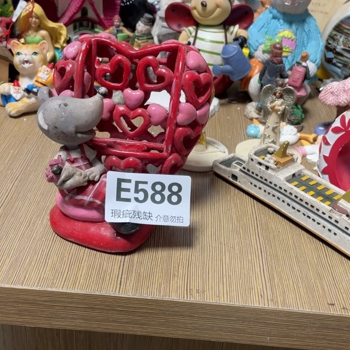 兜***飞摆件孤品老货微瑕瓷