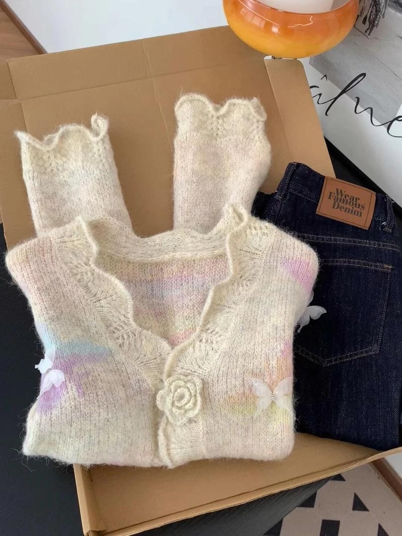 韩系甜美文艺风立体蝴蝶印花毛衣女秋冬绝美V领花朵针织开衫上衣