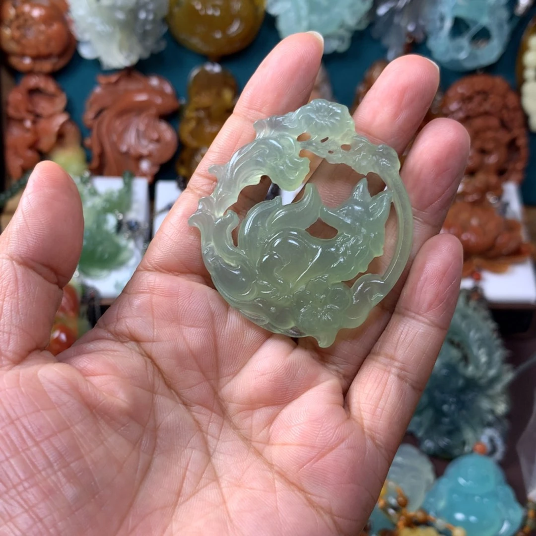 蛇纹石玉未镶嵌挂坠