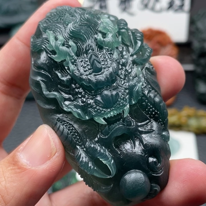 丶***空定制翡翠未镶嵌龙王翡翠