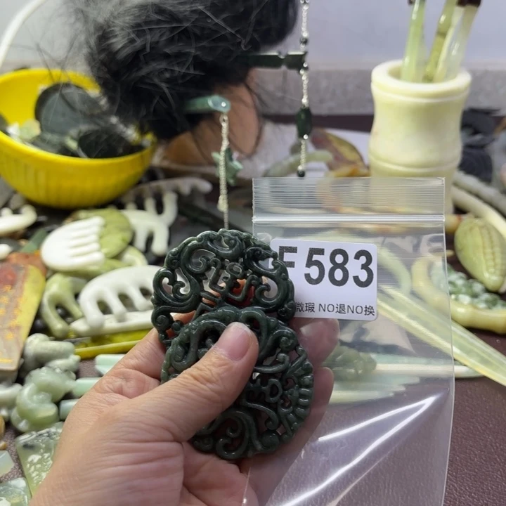 蛇纹石玉发饰合金?**?