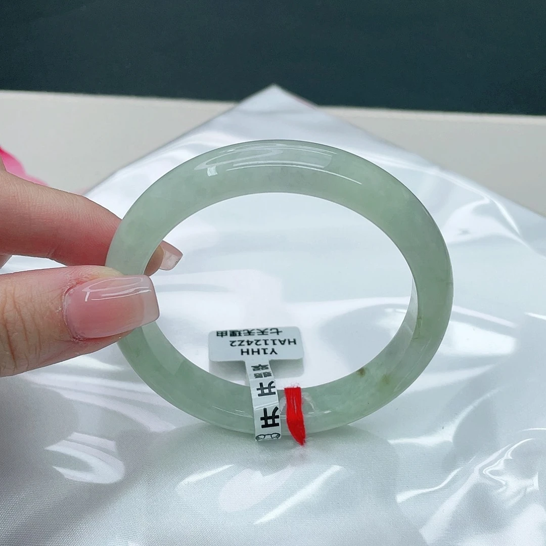 翡翠手镯未镶嵌正59