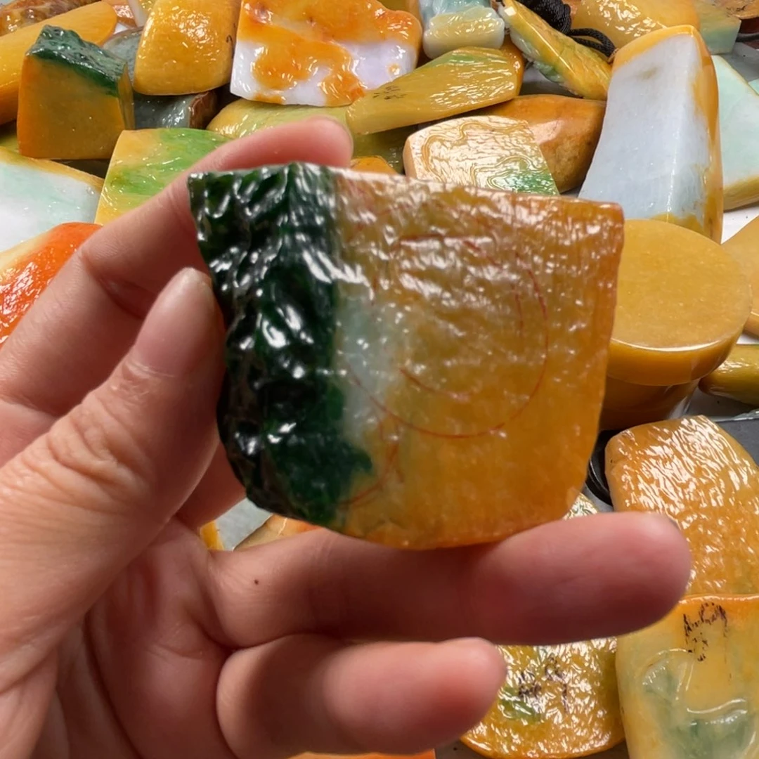 【闪购商品】未镶嵌定制翡翠千**集翡翠