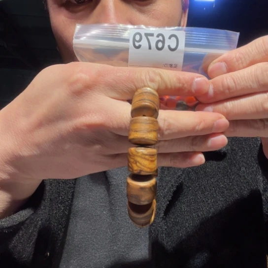 大叶紫檀（黑酸枝木类）老****5679