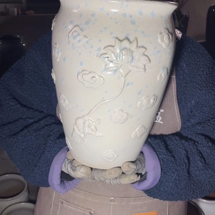 紫砂花盆口20高31瑕疵瑕疵