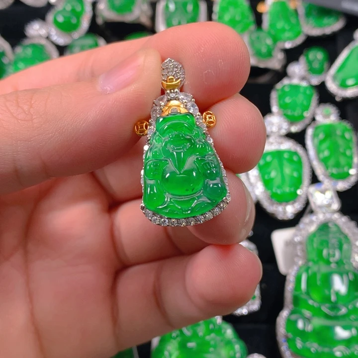 翡翠颈饰银S925镶嵌财神