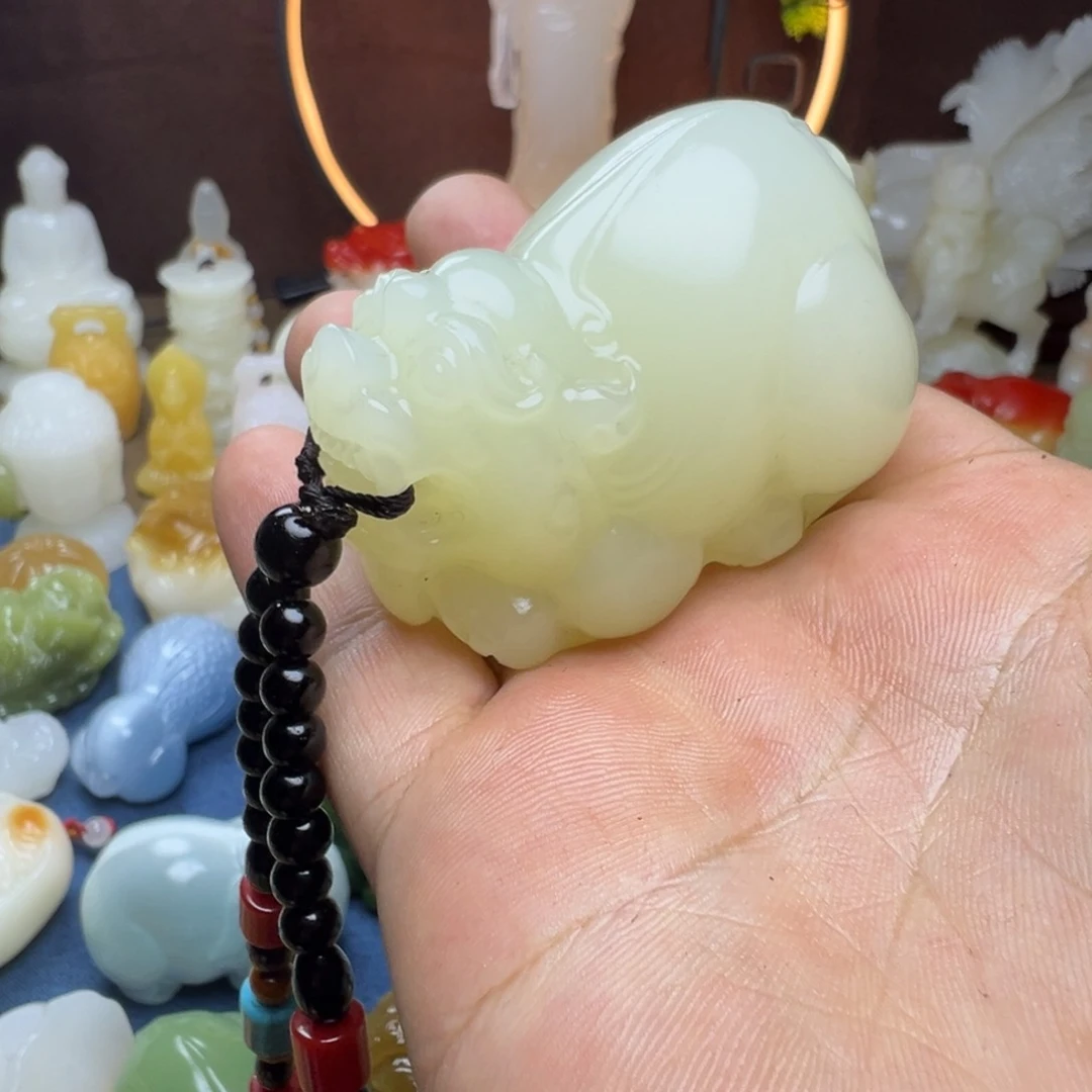 石材碧**天手工雕刻貔貅手把