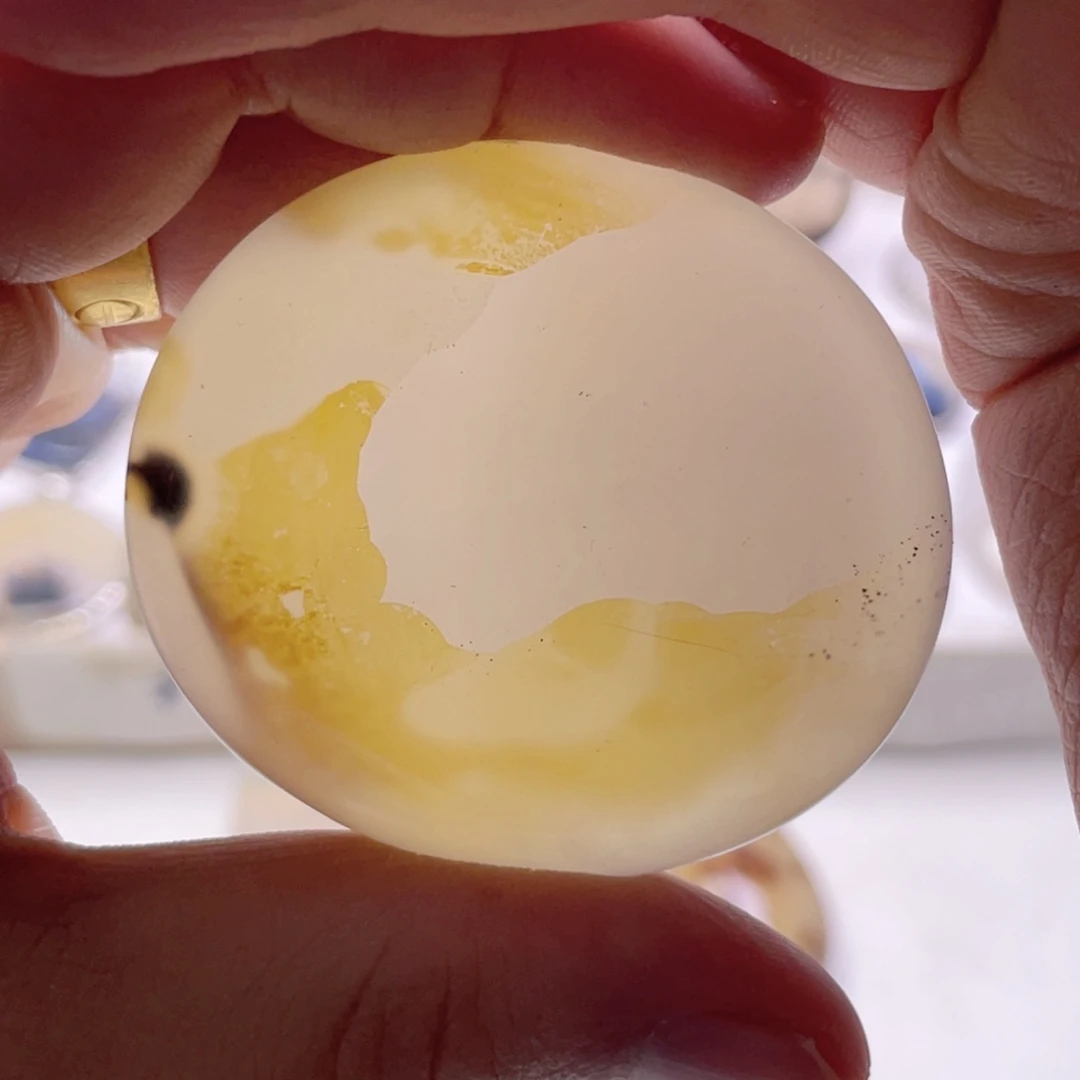 玛瑙/玉髓未镶嵌珠宝奇石