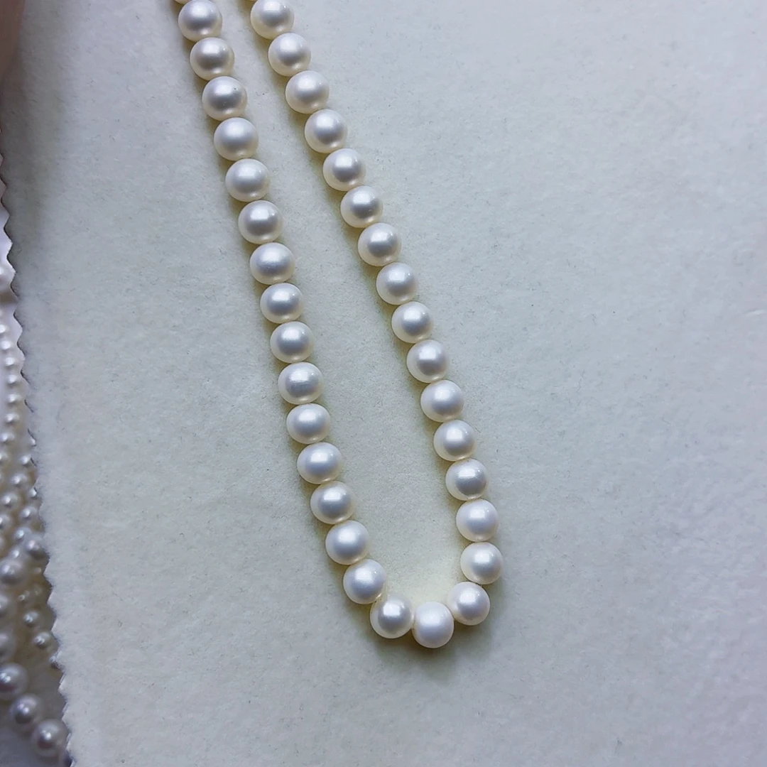 奶***酱颈饰银S925镶嵌淡水珍珠