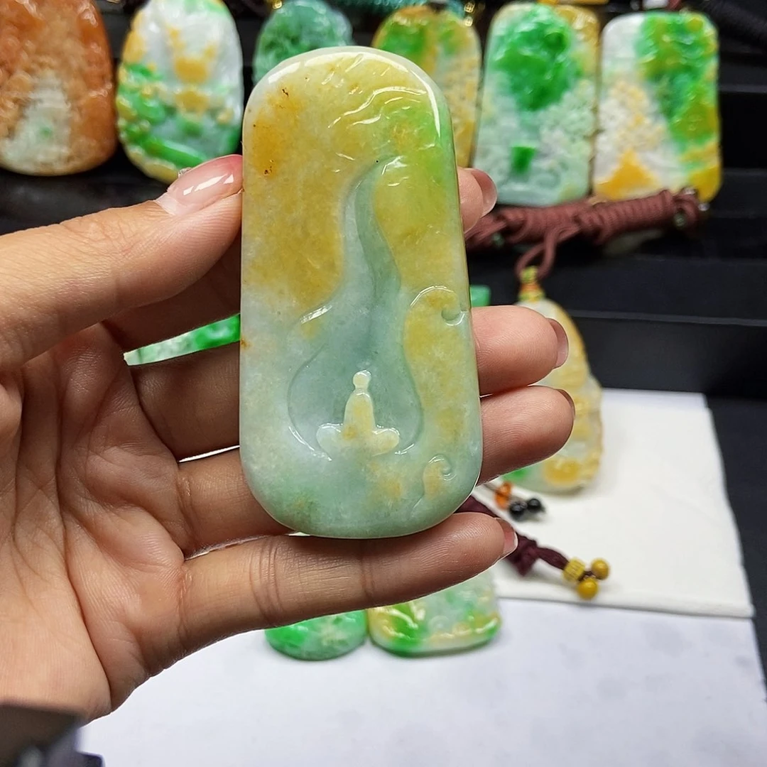 翡翠未镶嵌颈饰天然翡翠A货