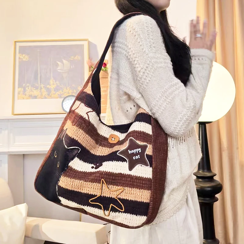 艺术鸭原创贴布小煤球加侧单肩包小众手提印花休闲时尚百搭女包包