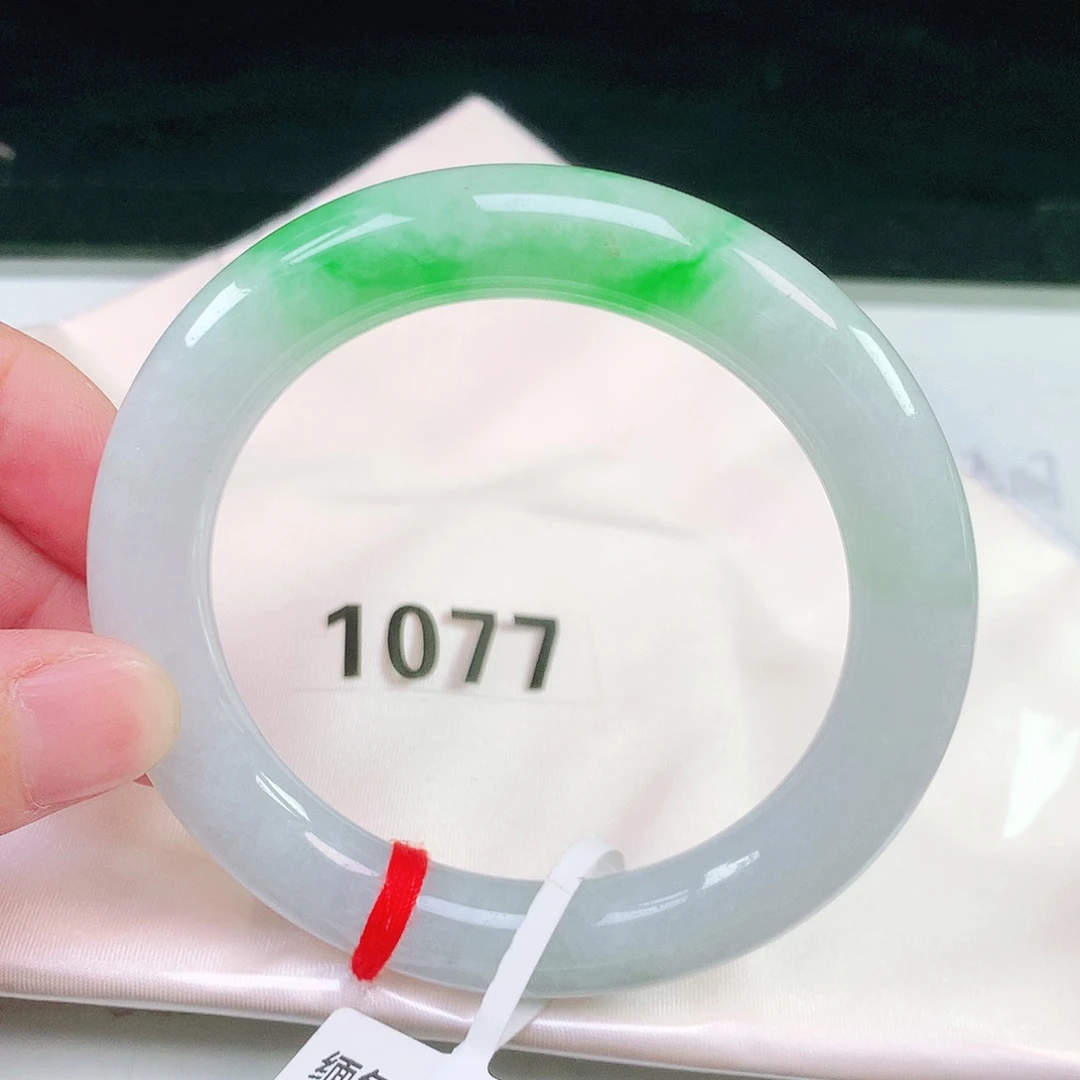 未镶嵌手镯（圆镯）翡翠1077