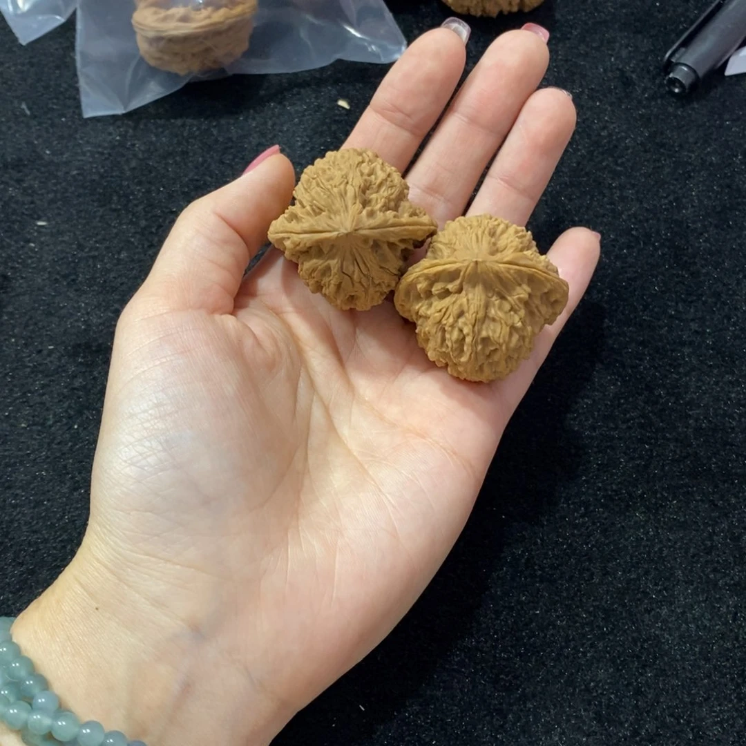 猴头核桃吊坠南疆59