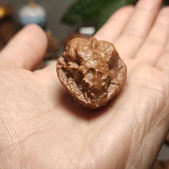 用***8文玩核桃吊坠鳄鱼头