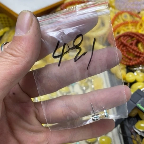 蜜蜡裸石银S925镶嵌清*耳钉