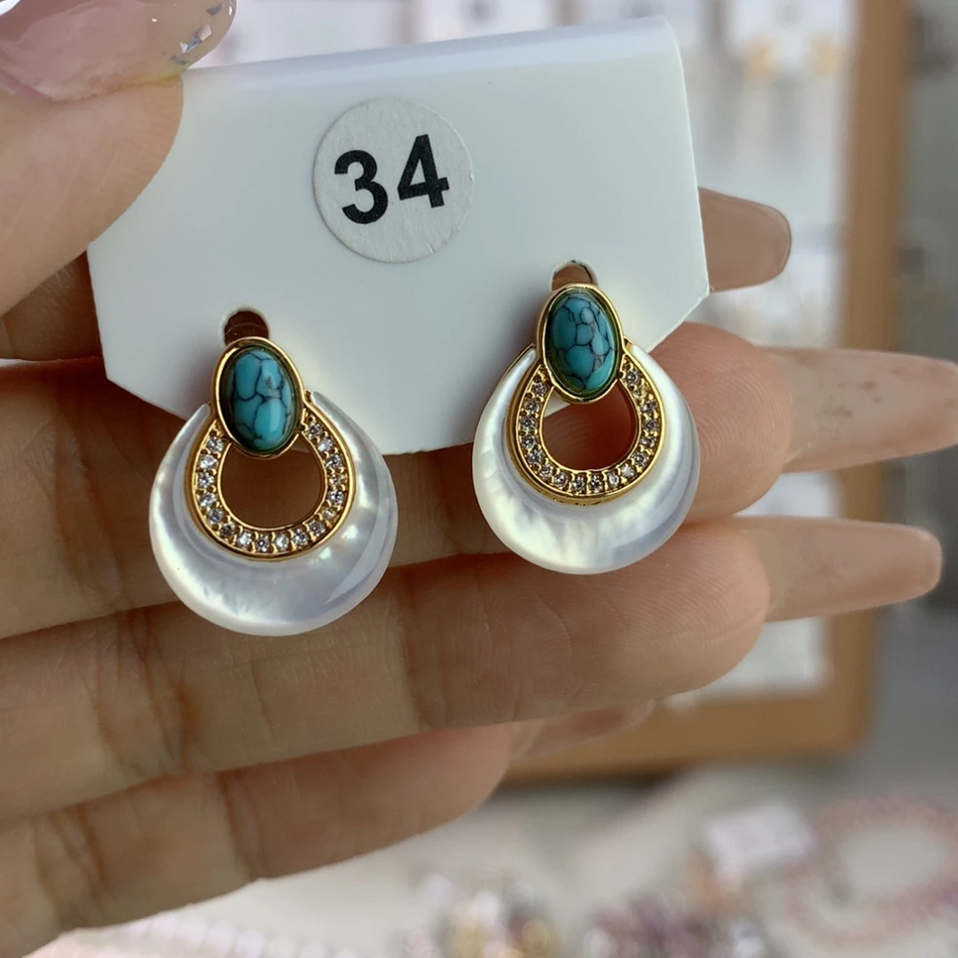 未镶嵌耳饰淡水珍珠