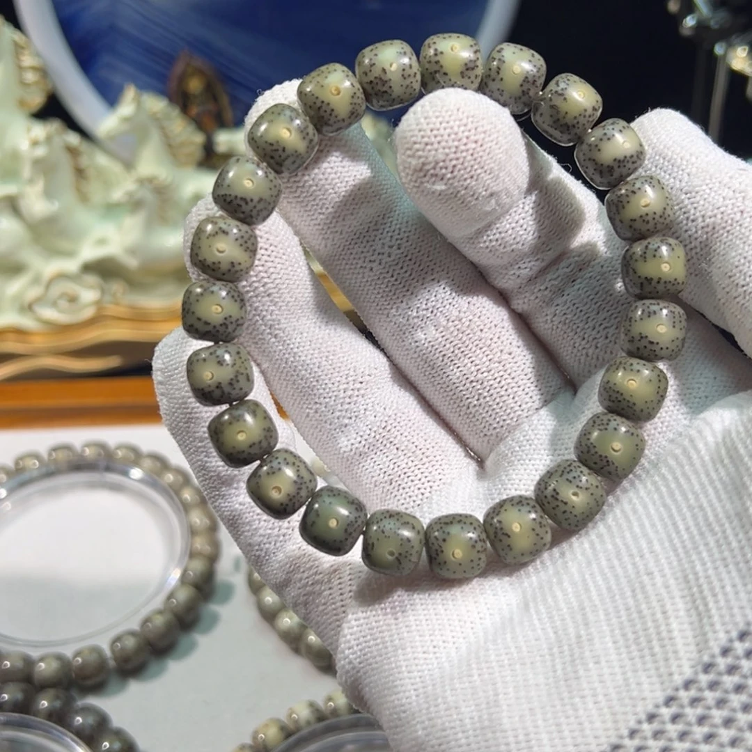 吊坠星月菩提卡10绿幽灵丹凤眼