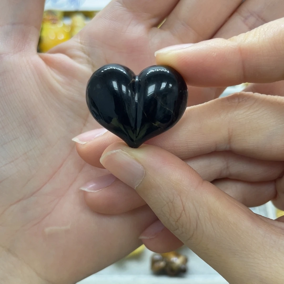 琥珀未镶嵌裸石天然琥珀