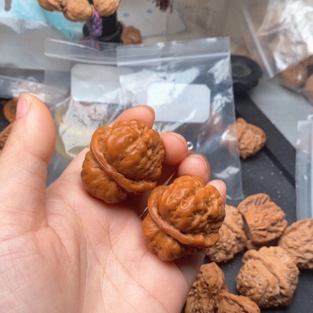 文玩核桃把件蛤蟆头