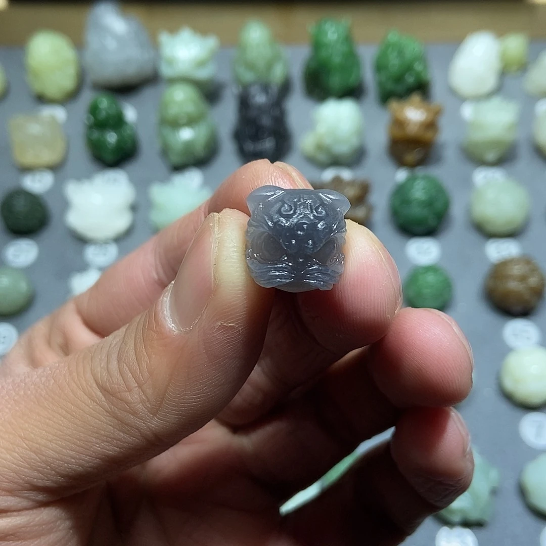 和田玉颈饰未镶嵌毛*毛定制