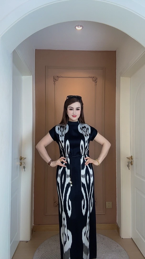 ZINNATAY  新款艾特莱斯连衣裙8