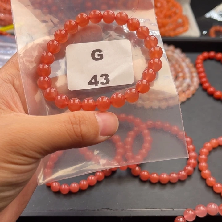 南红玛瑙未镶嵌多样性发货默认微瑕称重8mm