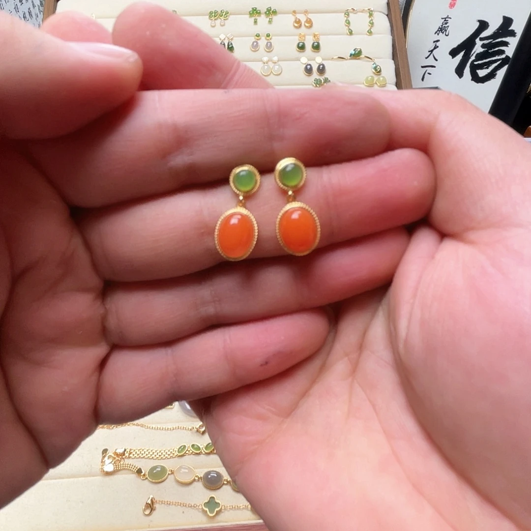 和田玉耳钉银S925镶嵌