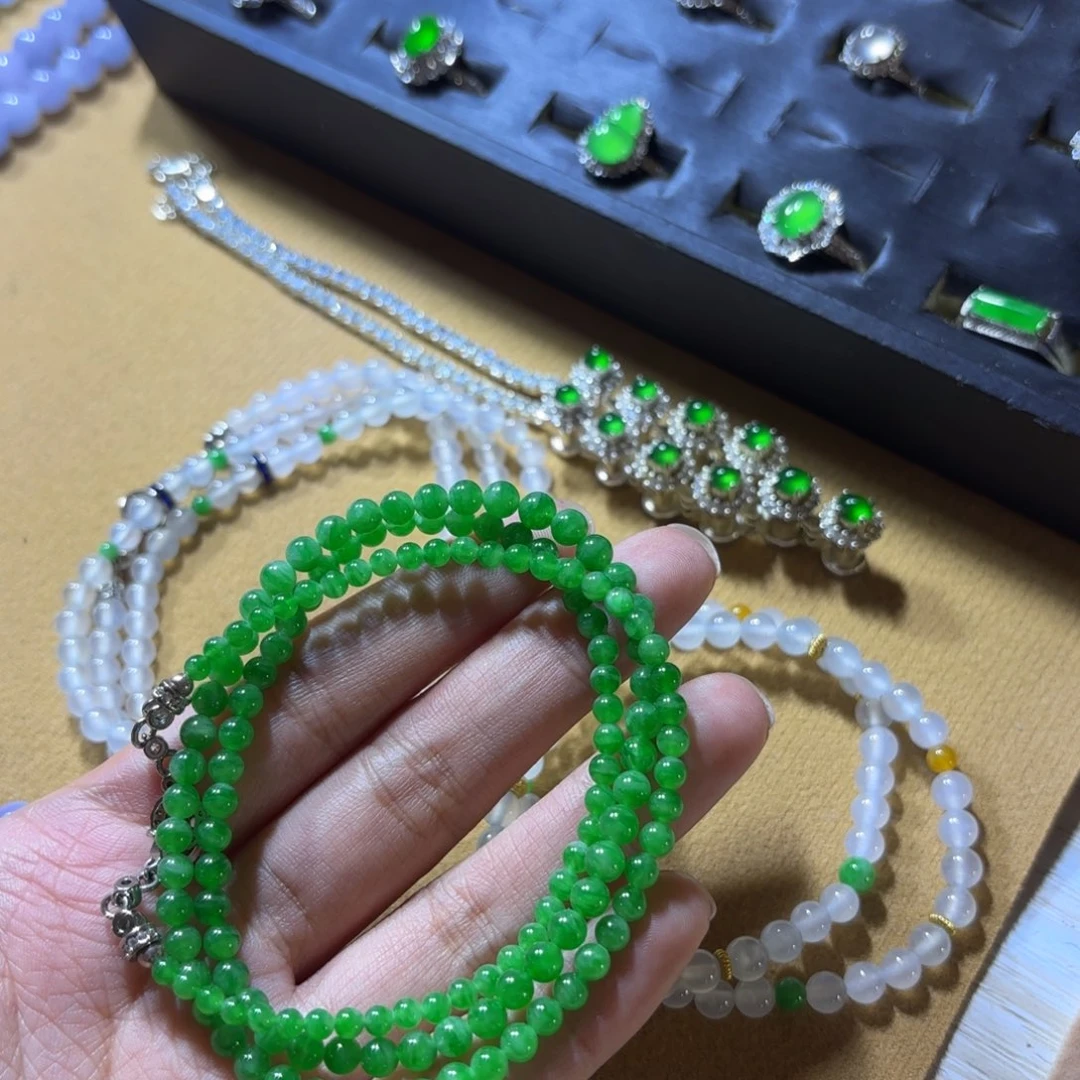 定制翡翠未镶嵌珠链