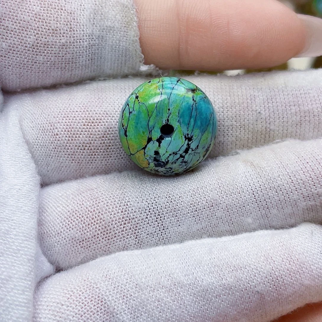 绿松石未镶嵌饰品