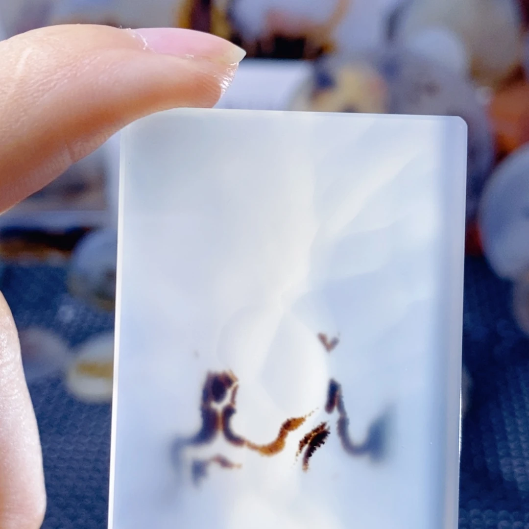 玛瑙/玉髓未镶嵌珠宝奇石