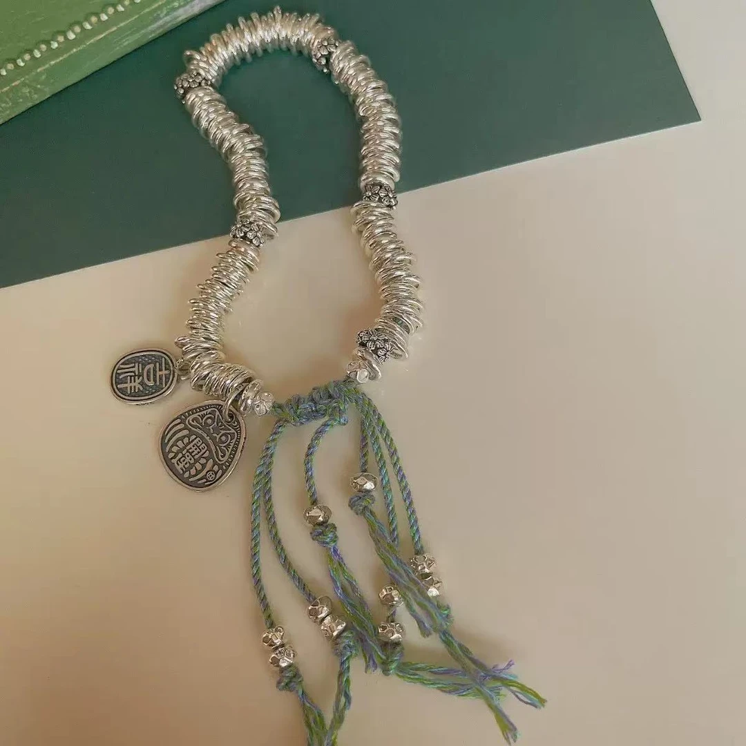 货号A0912足银手链 复古绿色盘缠手链