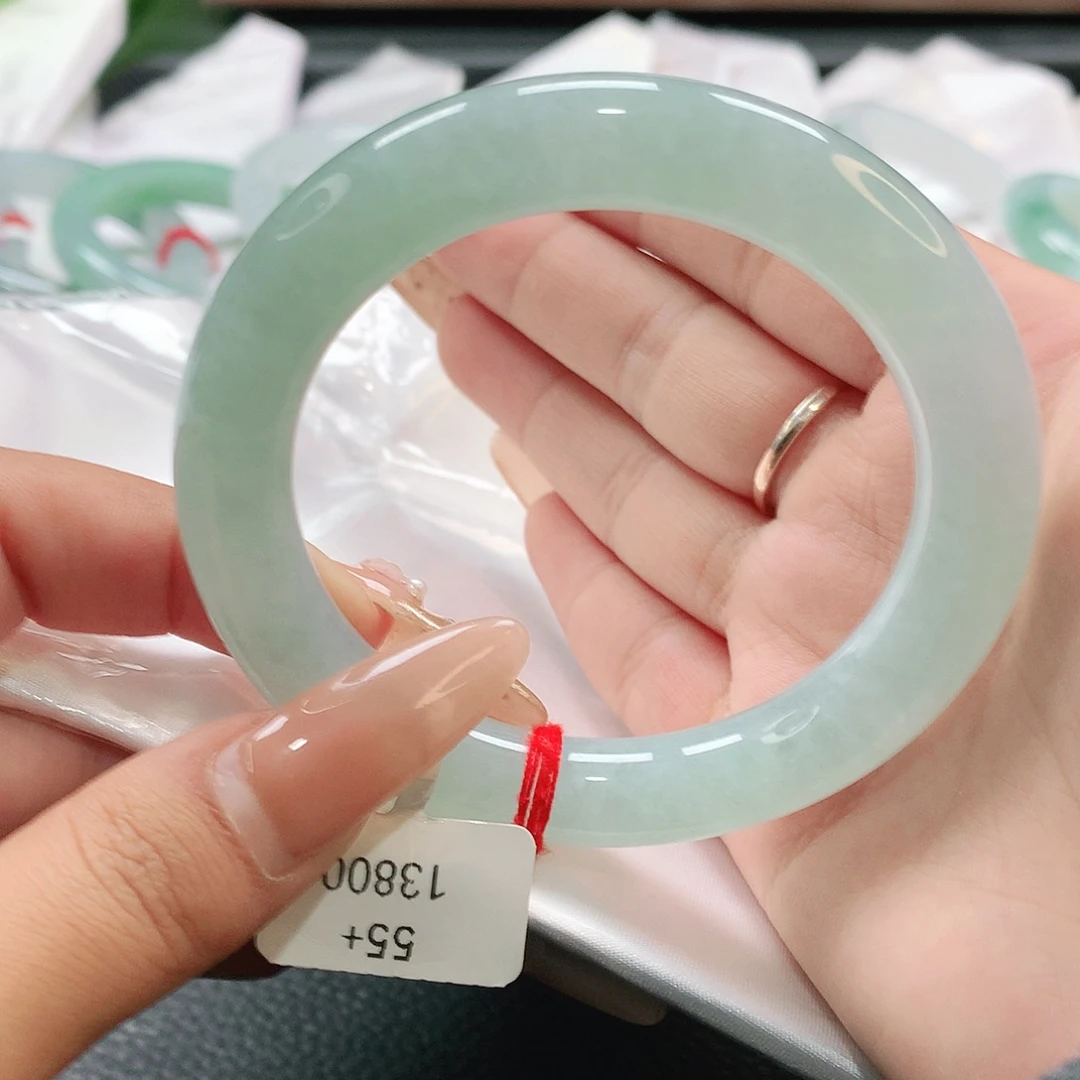 翡翠未镶嵌手镯缅甸天然翡翠